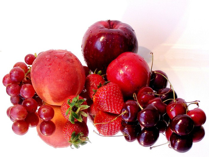 красные фрукты продукты аллергенны