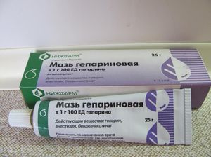 Гепариновая мазь от производителя Нижфарм Гепариновая мазь Нижфарм - качественный и недорогой препарат.