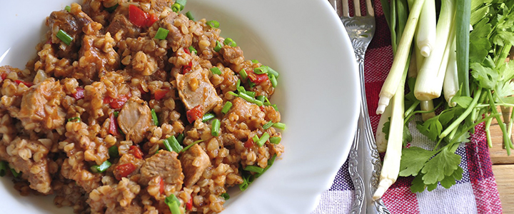 Гречка по-купечески со свининой Гречка по-купечески