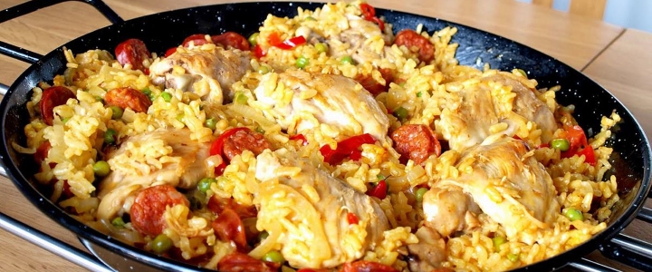 Испанская паэлья с морепродуктами паэлья с морепродуктами с курицей