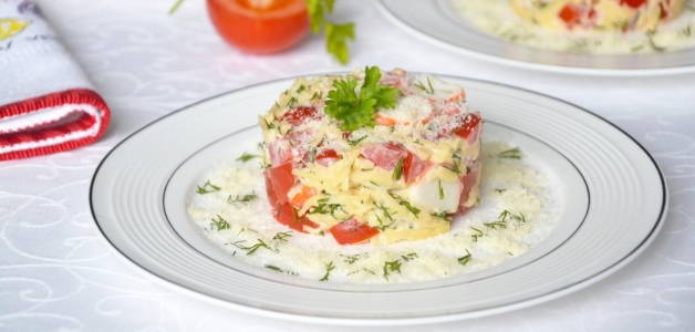 Салат Красное море Салат Красное море с крабовыми палочками