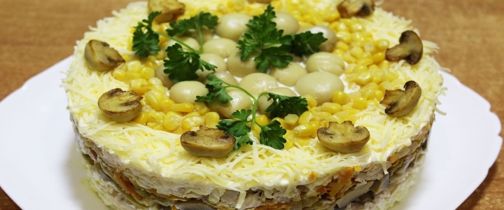 Салат “Русская красавица” вкусный салат Русская красавица с грибами