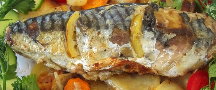 Скумбрия с картошкой Скумбрия с картошкой в рукаве