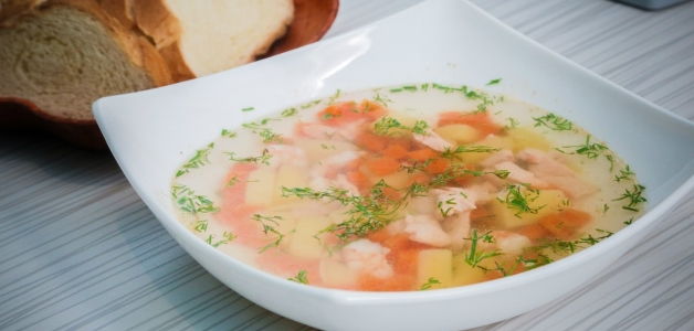 Уха из форели со сливками Уха из головы форели